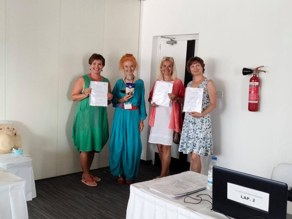 Pilt 11. Lõputunnistused käes!