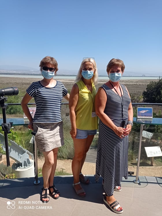 Pilt 5. Õppekäigul Akrotiri soolajärve ääres