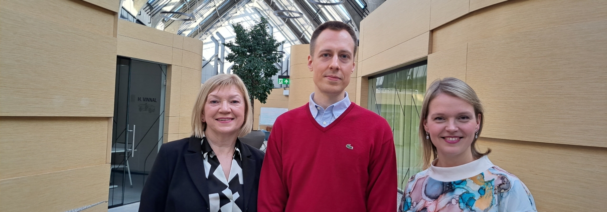 Äripäeva raadiosaates "Töö ja palk" Malle Nei